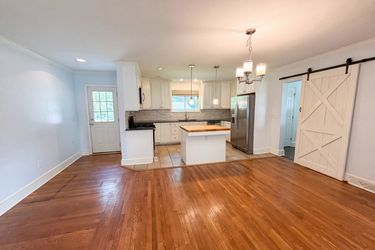 Photo 2 of 19 of 1605 Auten Rd, Gastonia, NC