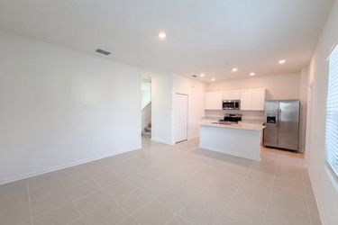 Photo 2 of 27 of 2224 Red Sun St, Apopka, FL