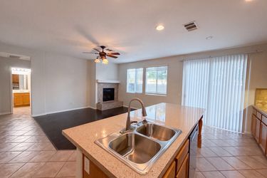 Photo 2 of 28 of 38408 Tranquila Ave, Murrieta, CA