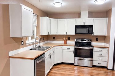 Photo 2 of 37 of 4919 106th St NE, Marysville, WA