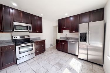 Photo 2 of 18 of 1320 Gahan Dr, Florissant, MO