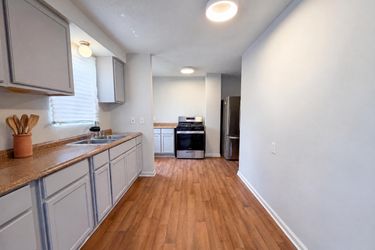 Photo 2 of 19 of 26311 Hopkins St, Inkster, MI