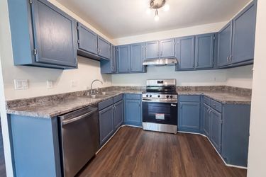 Photo 2 of 18 of 6297 Rolling Fork Rd, North Charleston, SC