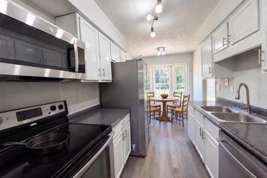 Photo 2 of 17 of 2577 Previs Rd, Fayetteville, NC