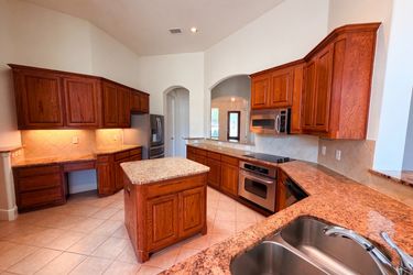 Photo 2 of 16 of 1724 Boxwood Ln, Wylie, TX