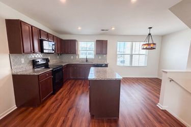 Photo 2 of 17 of 923 Taybyn Rd, Fort Mill, SC