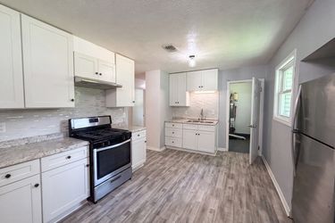 Photo 2 of 18 of 6503 Jackie Ln, Austell, GA