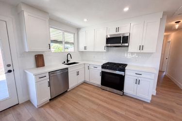 Photo 2 of 19 of 1193 E G St, Ontario, CA
