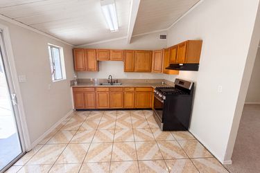 Photo 2 of 21 of 415 E Indian School Ln, Banning, CA