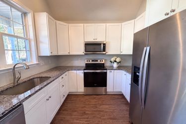 Photo 2 of 28 of 2090 Audubon Dr, Rock Hill, SC