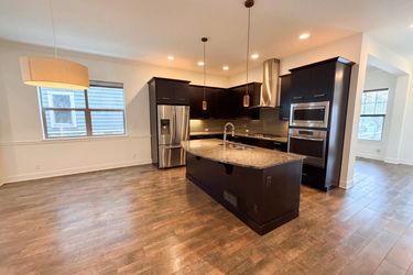 Photo 2 of 33 of 11466 E 27th Ave, Denver, CO