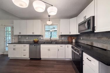 Photo 2 of 26 of 1254 Wynford Colony SW, Marietta, GA