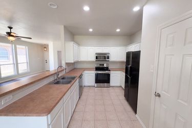 Photo 2 of 20 of 2617 Silver Hill Dr, Fort Worth, TX