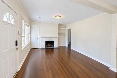 Photo 2 of 23 of 1876 Camellia Dr, Decatur, GA