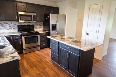 Photo 2 of 24 of 1317 Twin Brook Dr, Berea, KY