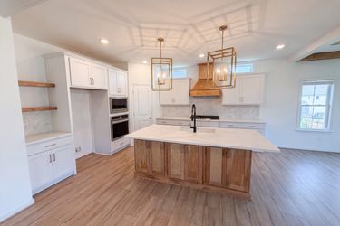 Photo 2 of 28 of 6813 Cove Creek Ct, Moseley, VA