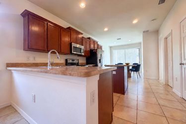 Photo 2 of 19 of 6308 Magnolia Park Blvd, Riverview, FL