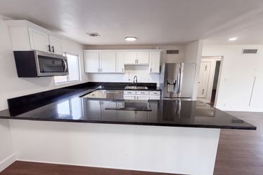 Photo 2 of 17 of 7343 E 29th St, Tucson, AZ
