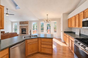 Photo 2 of 28 of 9113 Tenor Way, Indianapolis, IN