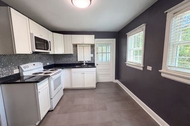 Photo 2 of 16 of 127 Nelson St, Durham, NC