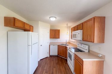 Photo 2 of 19 of 6008 White Chapel Way, Greensboro, NC