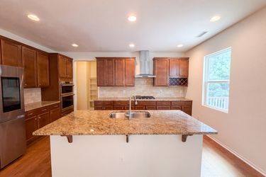Photo 2 of 35 of 4732 Lonnie Dr, Rolesville, NC