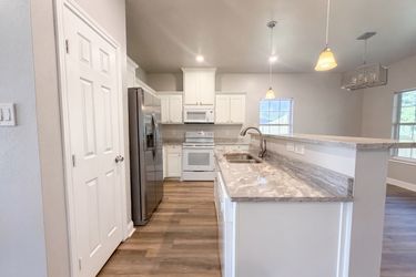 Photo 2 of 17 of 6006 Colorado St, Greenville, TX