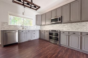 Photo 2 of 17 of 108 Valley Vista Ct, Garner, NC