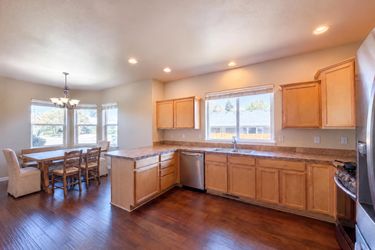 Photo 2 of 22 of 1586 NE Grandhaven St, McMinnville, OR