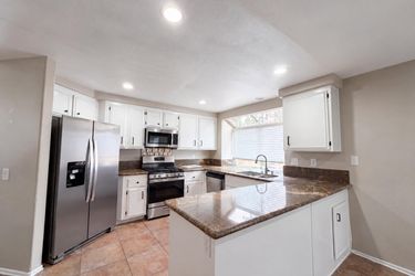 Photo 2 of 22 of 39676 Ridgedale Dr, Murrieta, CA
