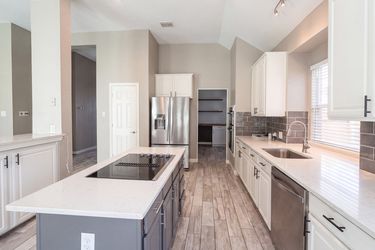 Photo 2 of 24 of 2404 Royal Birkdale Dr, Plano, TX
