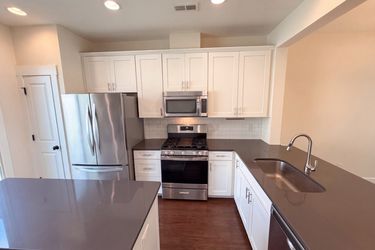 Photo 2 of 26 of 1628 Pat Garrett St, Charlotte, NC