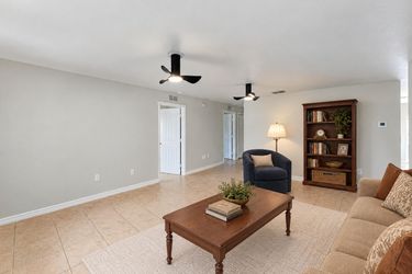 Photo 2 of 19 of 2949 Illinois Ave, Lakeland, FL