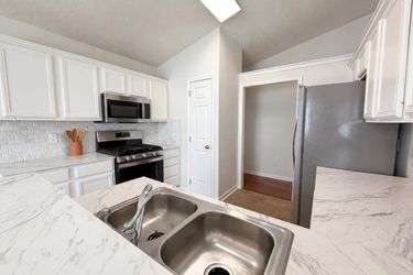 Photo 2 of 16 of 12525 Panthersville Dr, Charlotte, NC