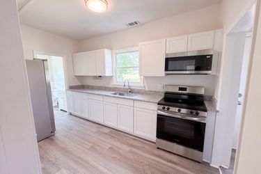 Photo 2 of 13 of 2545 W Mount Vernon Rd, Bethpage, TN