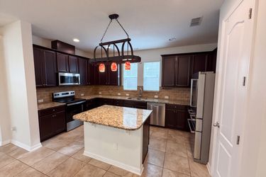Photo 2 of 39 of 8231 Laureate Blvd, Orlando, FL