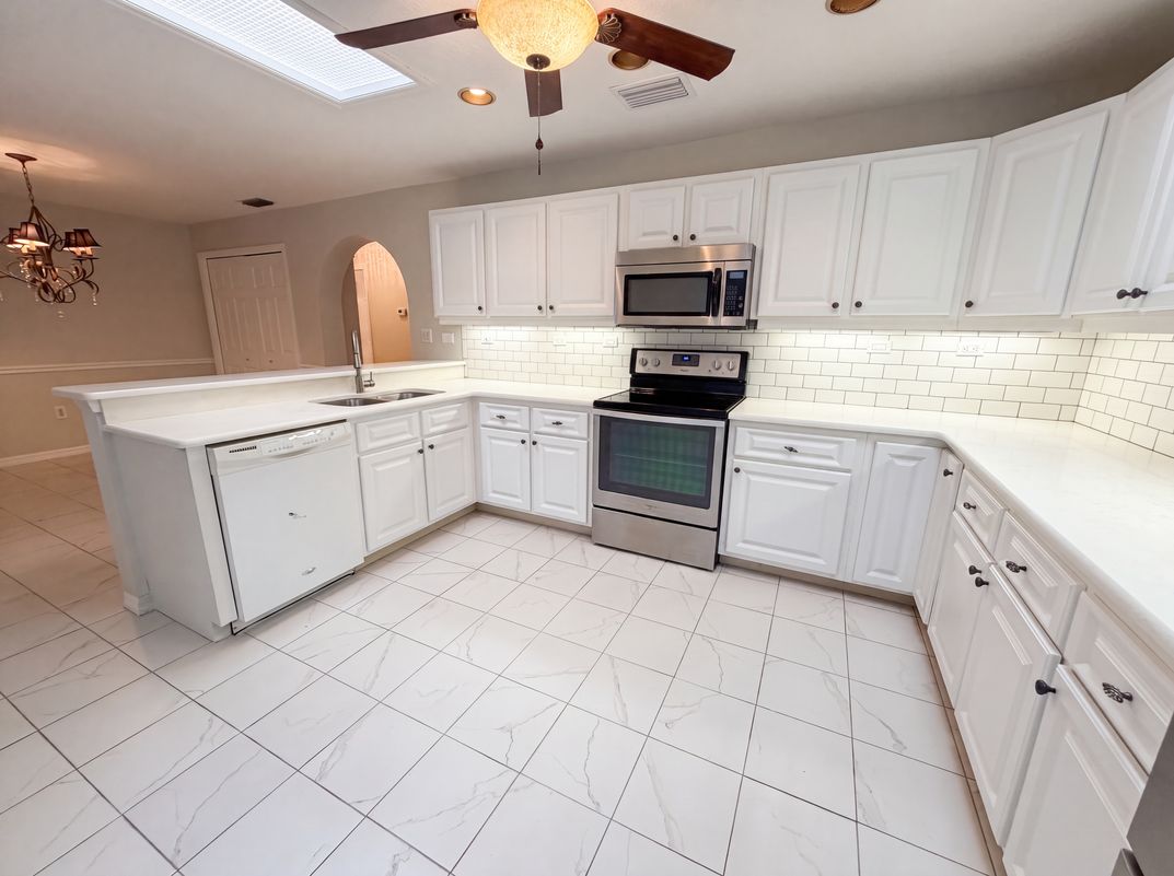 Property photo 2 of 11540 Camp Dr