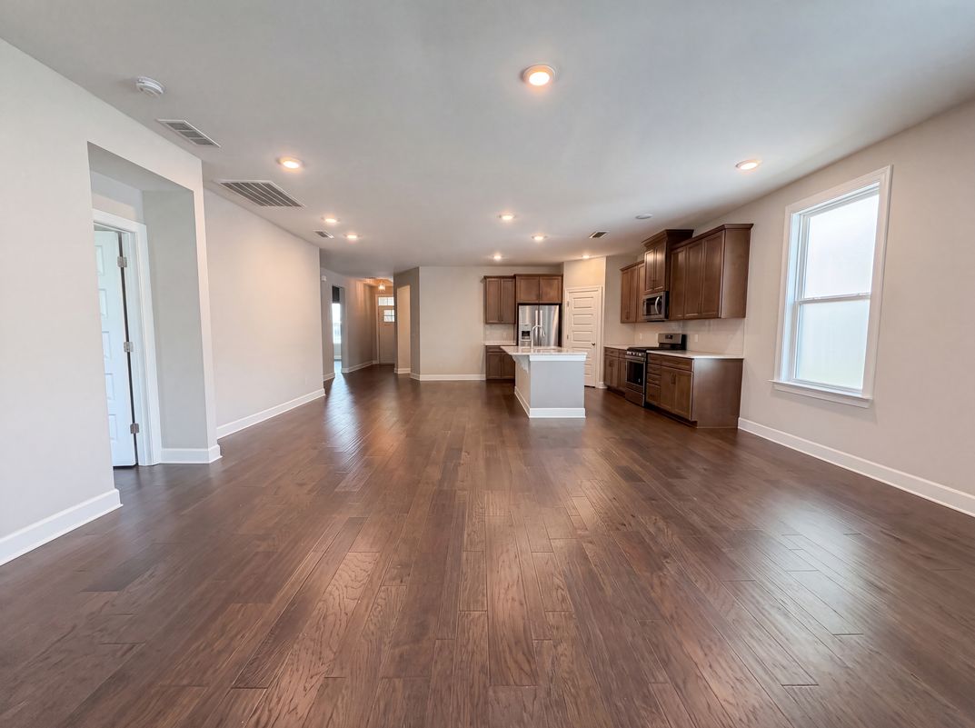 Photo 8 of 19 of 6044 Blackberry Ridge Ln, Hermitage, TN