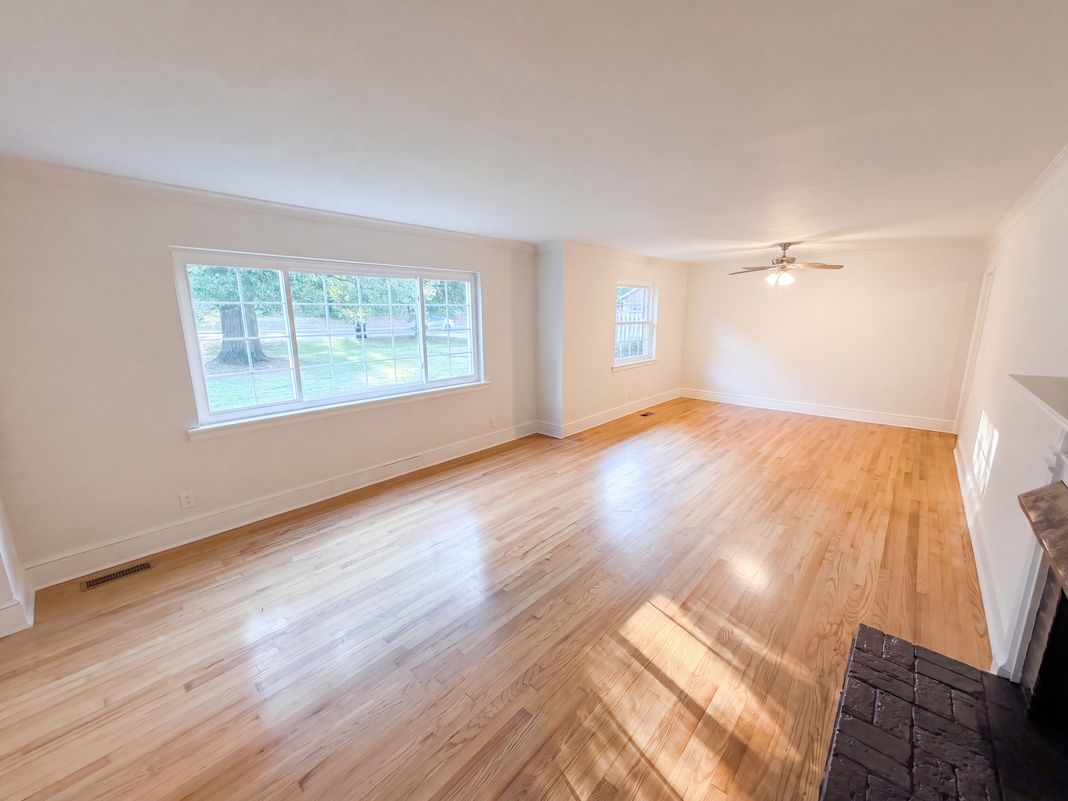 Property photo 3 of 7400 Monroe Rd