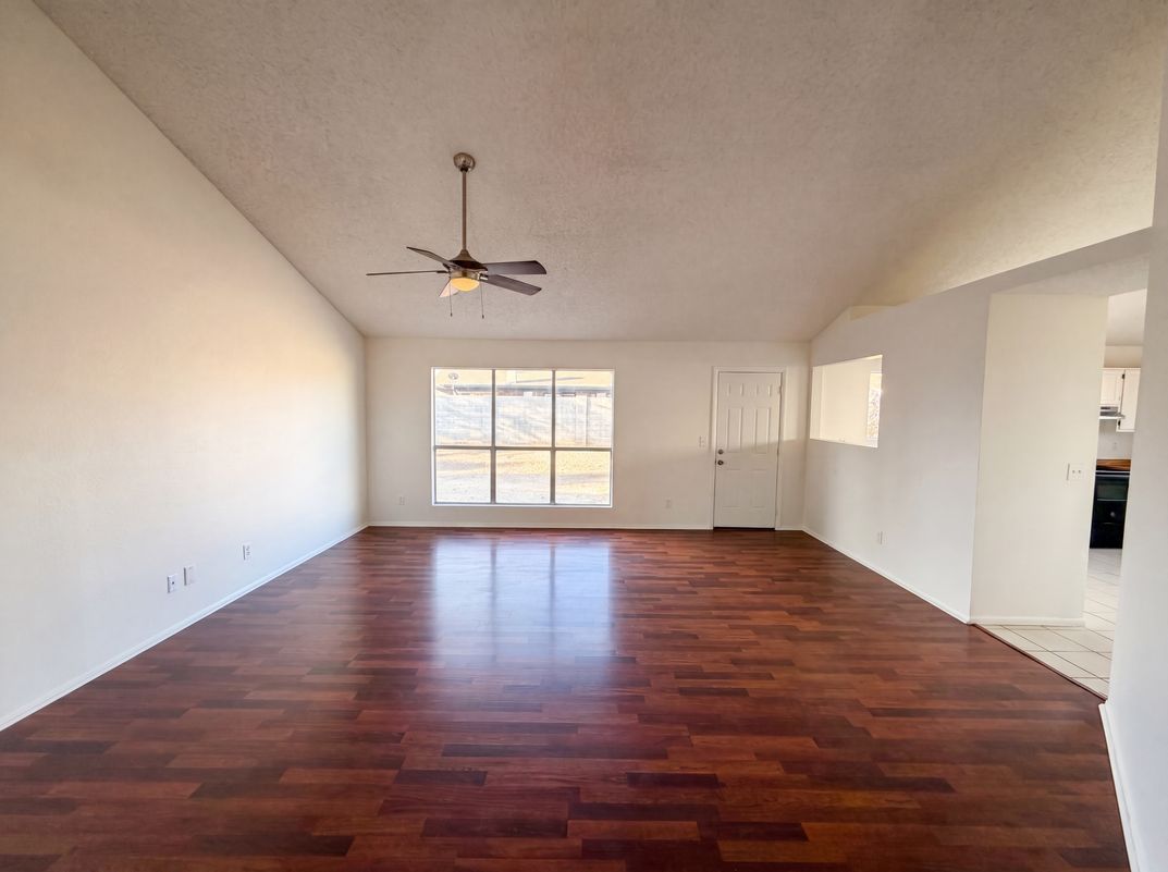 Property photo 3 of 8839 W Carol Ave