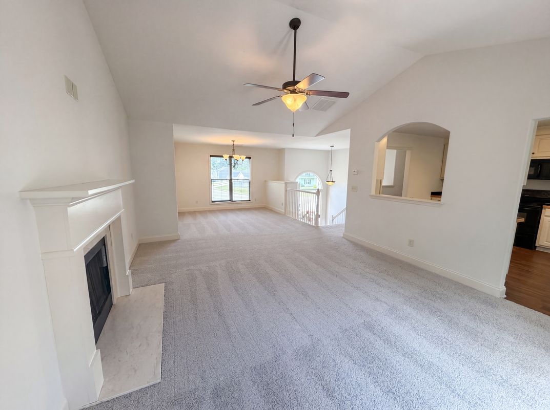 Property photo 3 of 2721 Berkshire Dr