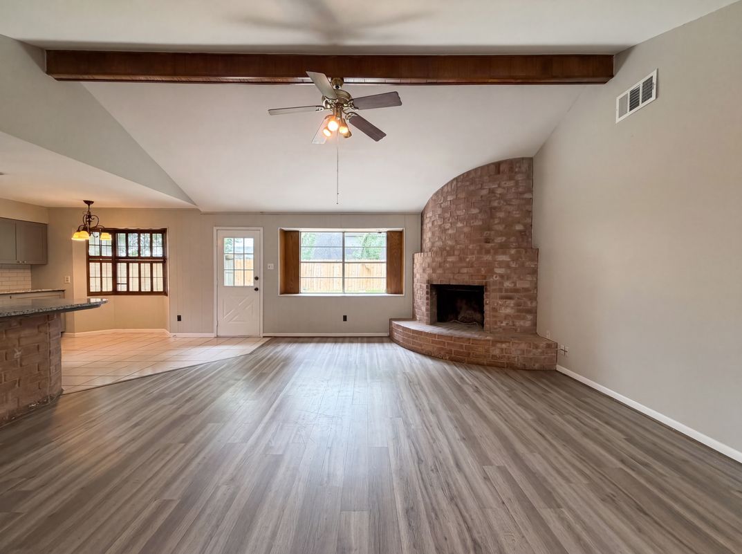 Property photo 3 of 9606 Ballin David Dr