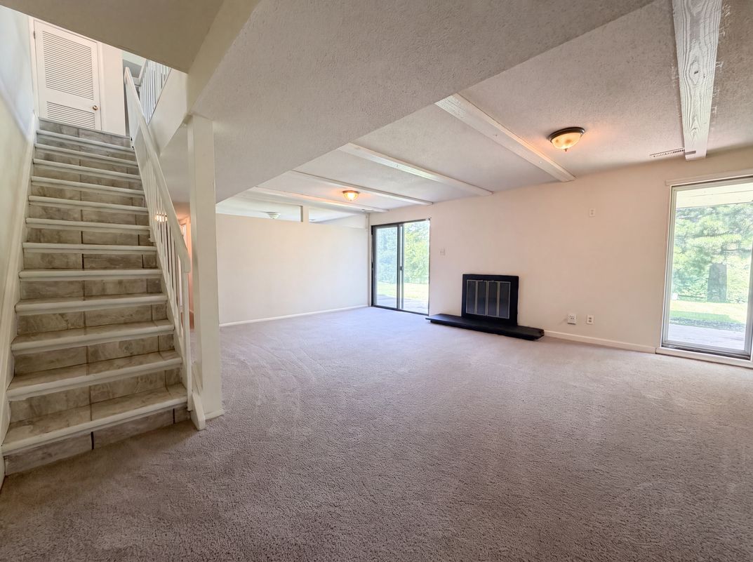 Property photo 3 of 5277 Suntrail Dr