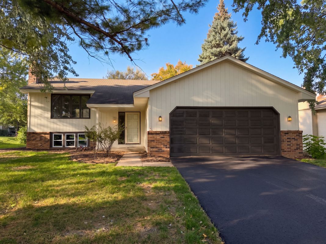Property photo 1 of 12530 30th Ave N