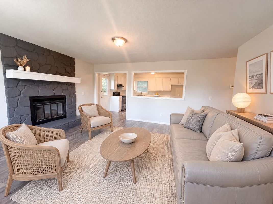 Property photo 3 of 127 Toucan Way