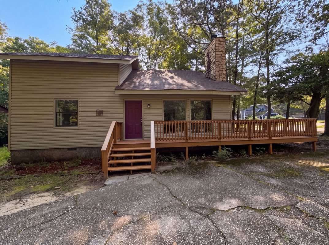 Property photo 1 of 5844 Waters Edge Dr