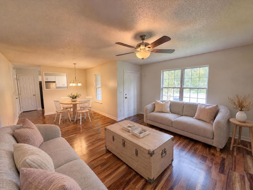 Property photo 3 of 102 Jubilee Dr