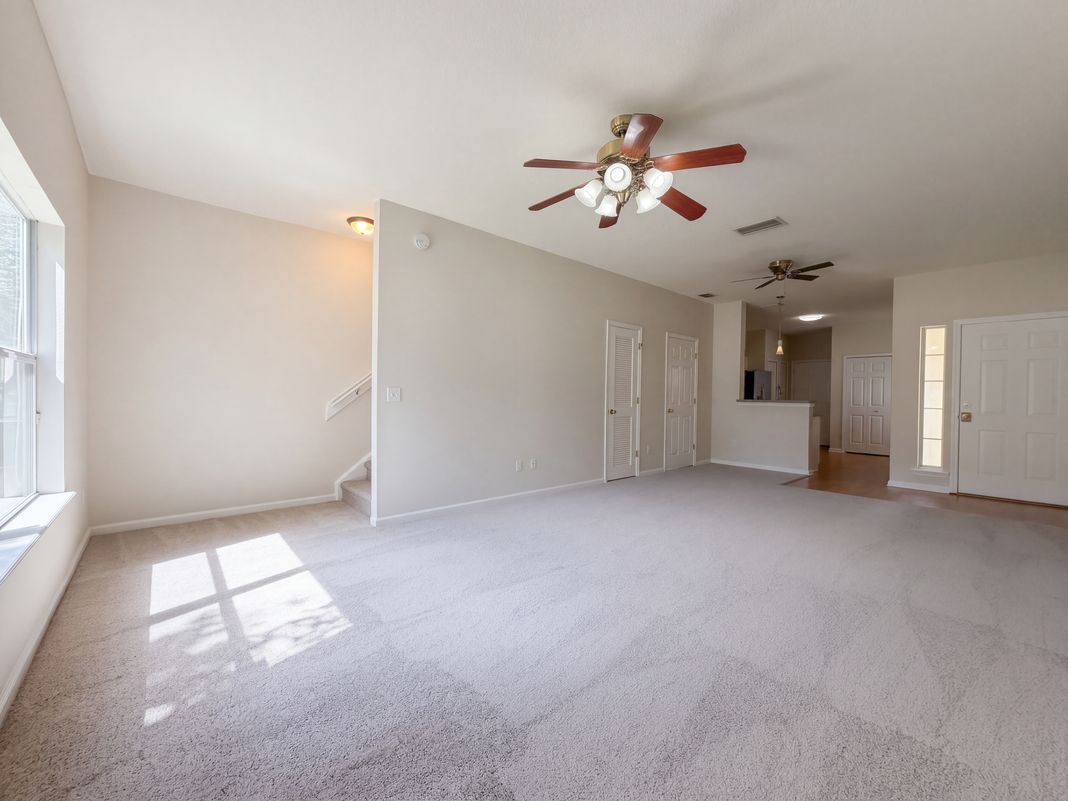 Property photo 3 of 1211 Southern Stream Ct