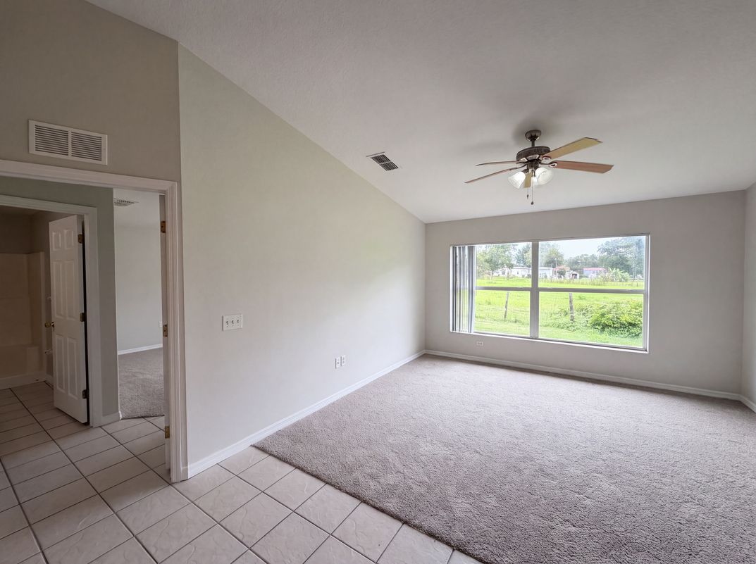 Property photo 2 of 37209 Grassy Hill Ln