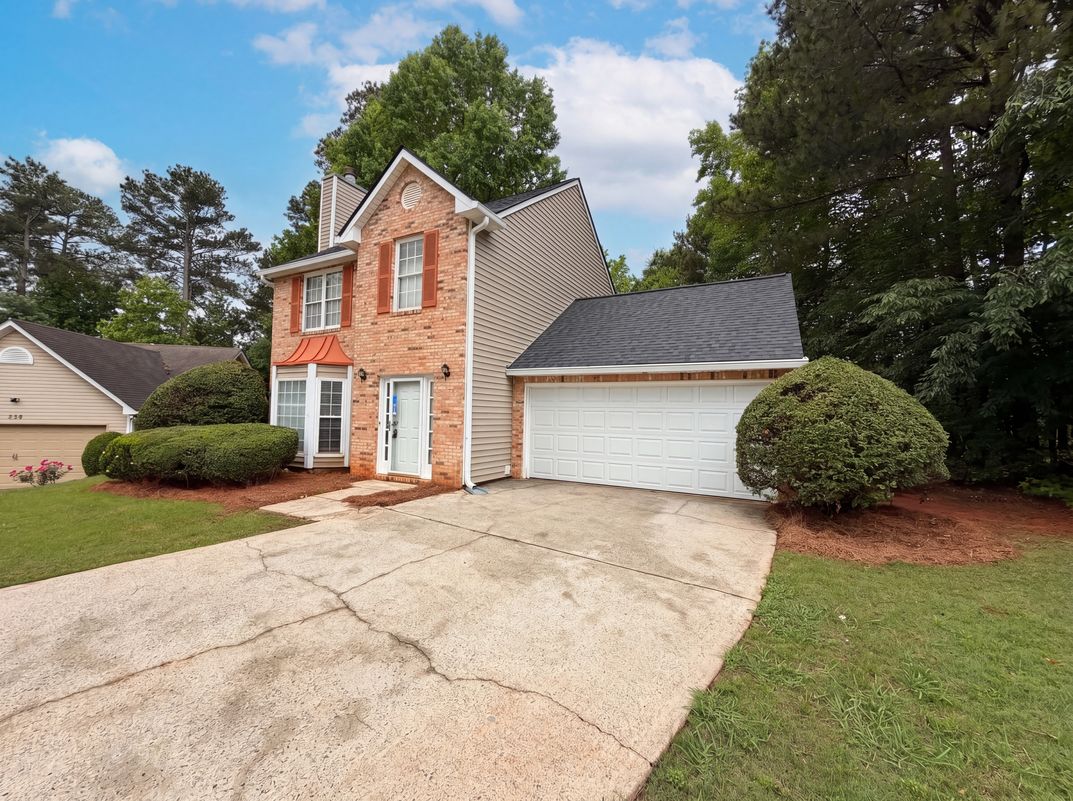 Photo 29 of 34 of 215 Twin Brook Way, Lawrenceville, GA